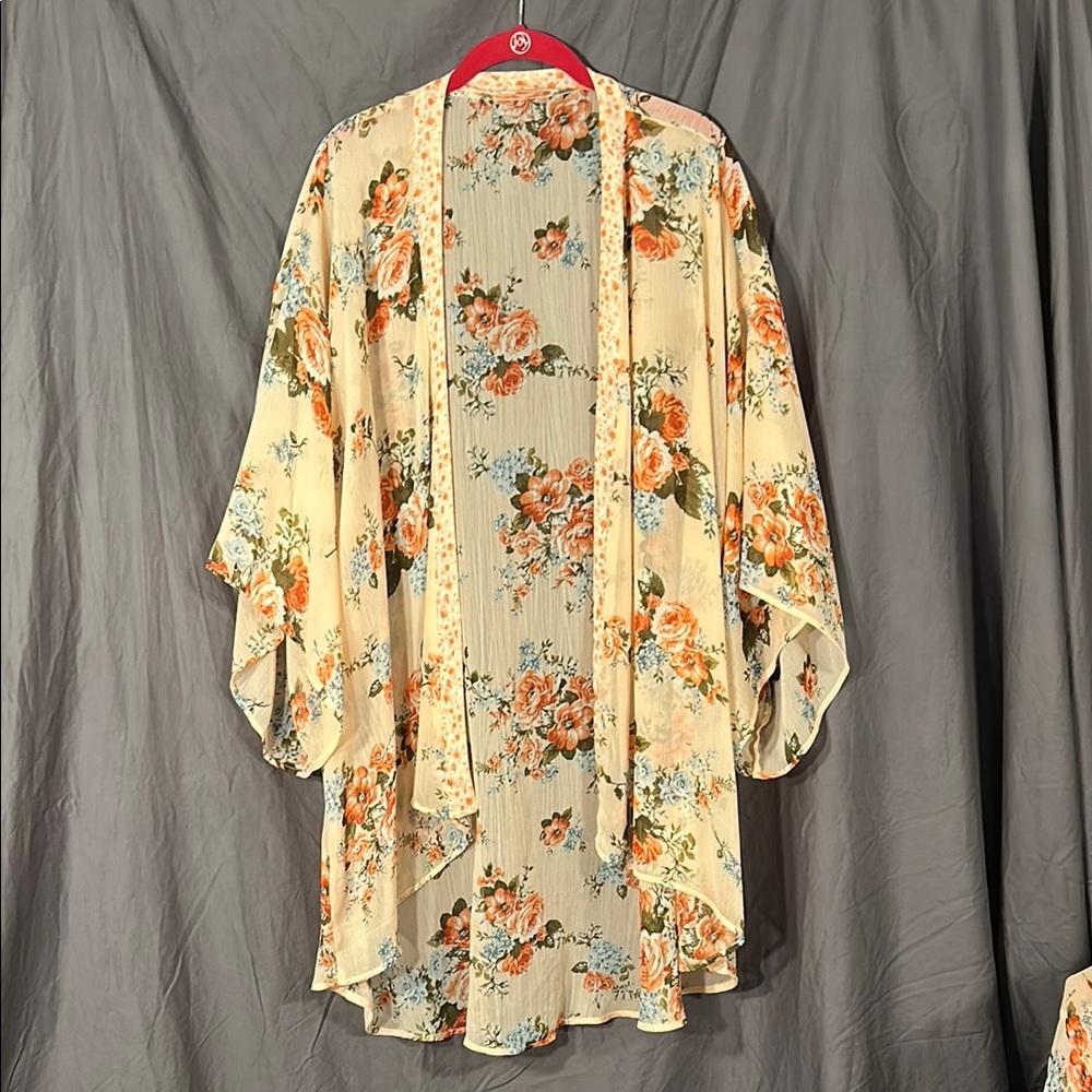 BOG Collective Pink and Blue Floral Kimono XS/Small oversized